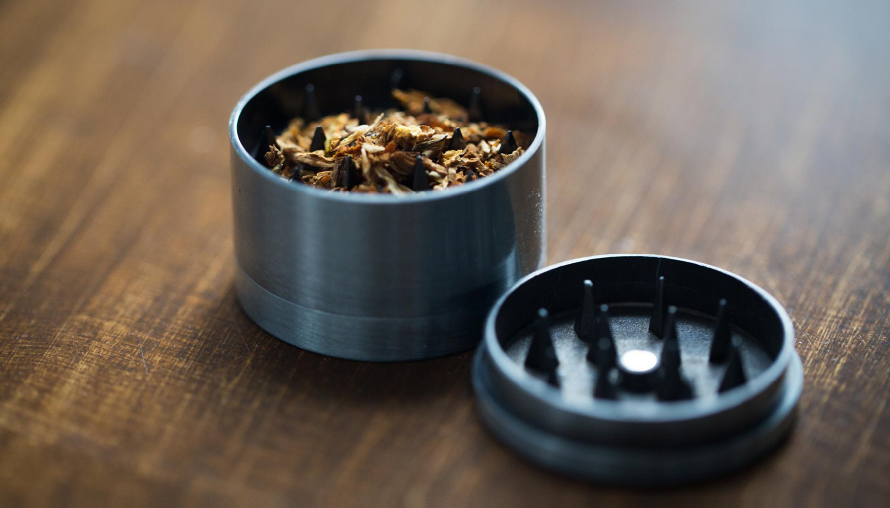 Smoke grinders online Vancouver BC